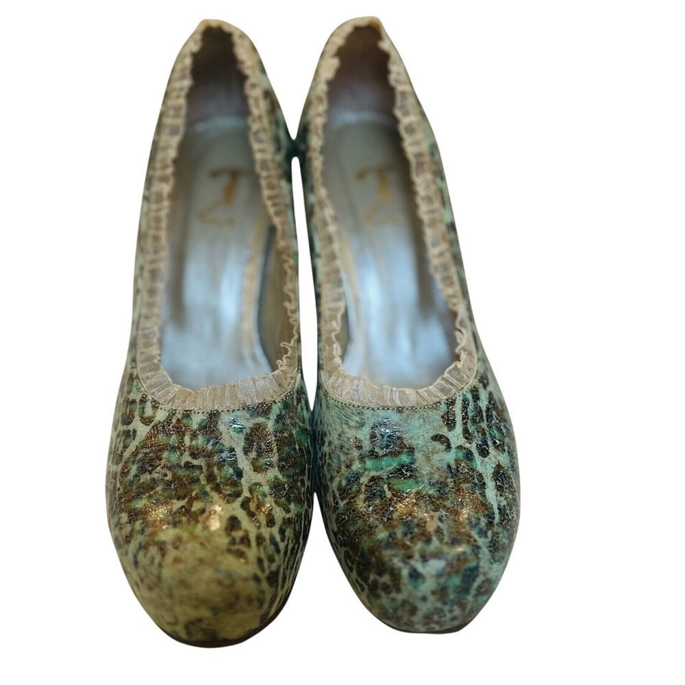Taryn Rose Teal Leopard Print Ruffle Trim Round Toe Pumps Heels Sz 37(US 7-5-8